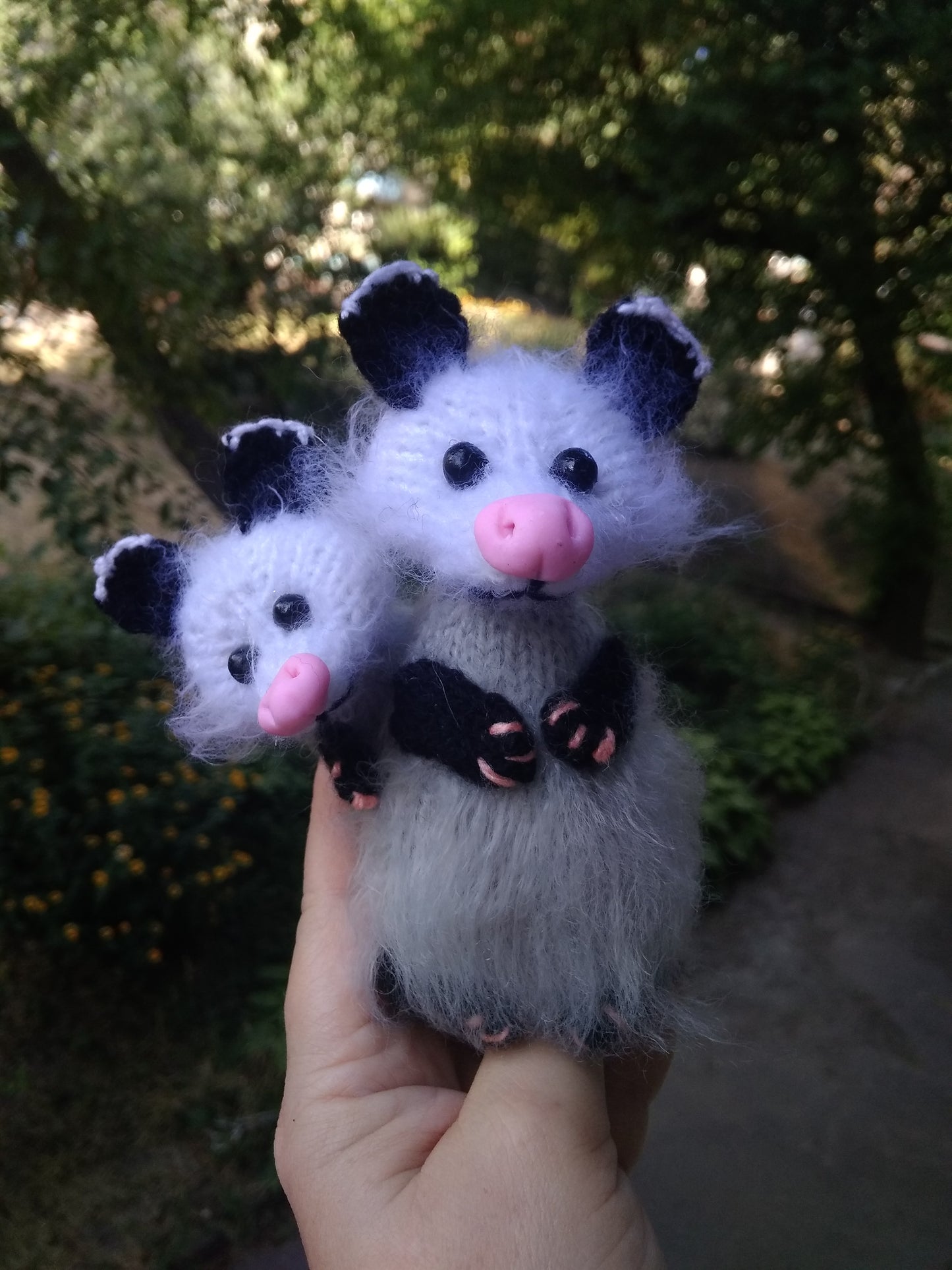 Plush Mom and Baby Possum Toys, Amigurumi Accessory for Bag, Backpack and Car Mirror View