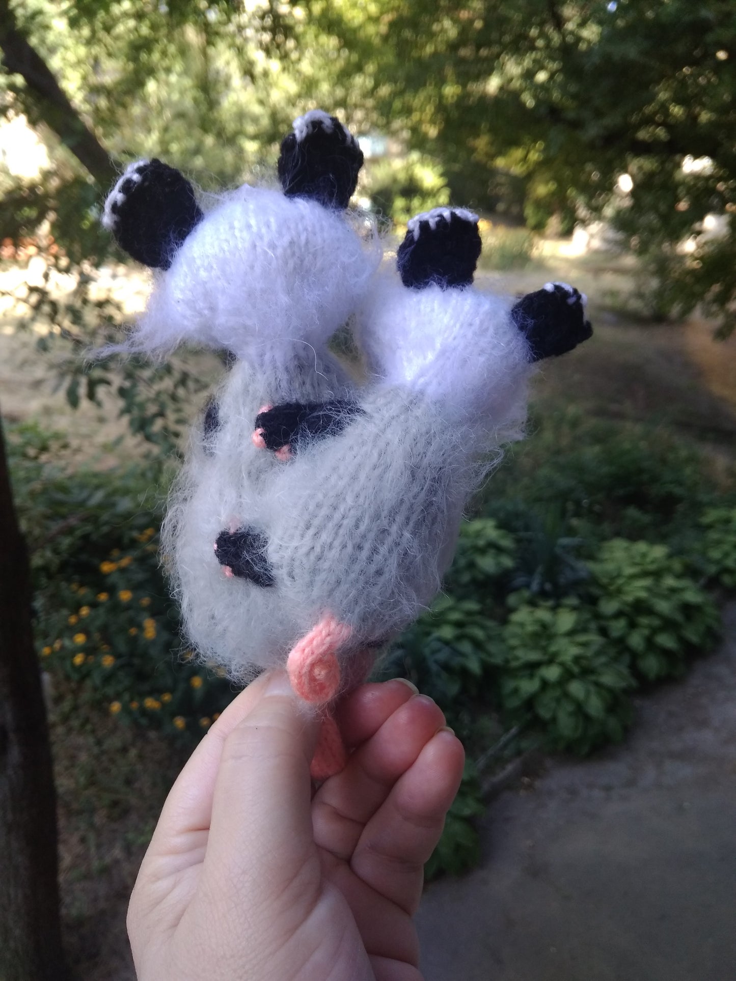 Plush Mom and Baby Possum Toys, Amigurumi Accessory for Bag, Backpack and Car Mirror View