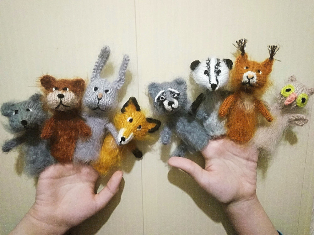 An ideal item for parents who want to please their children to buy various animals as finger puppets.